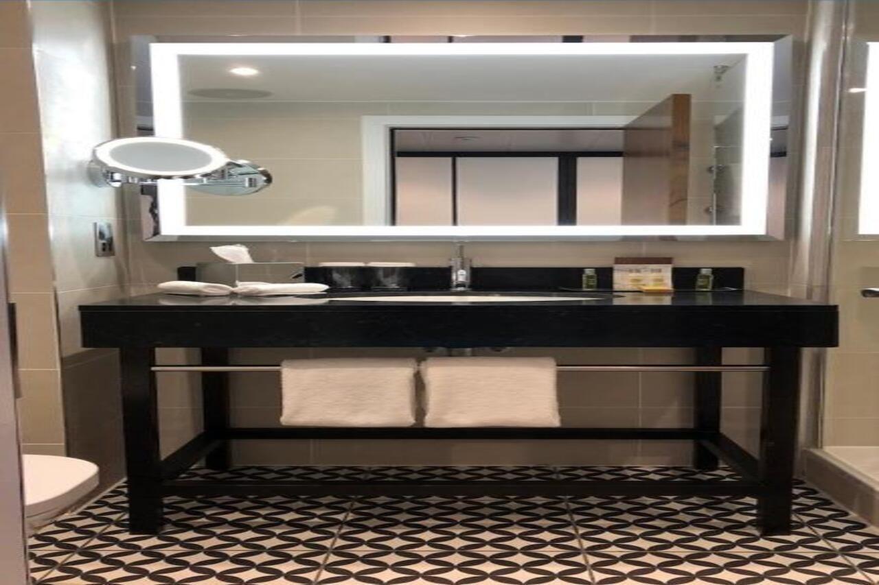 Doubletree By Hilton Hotel Chester
