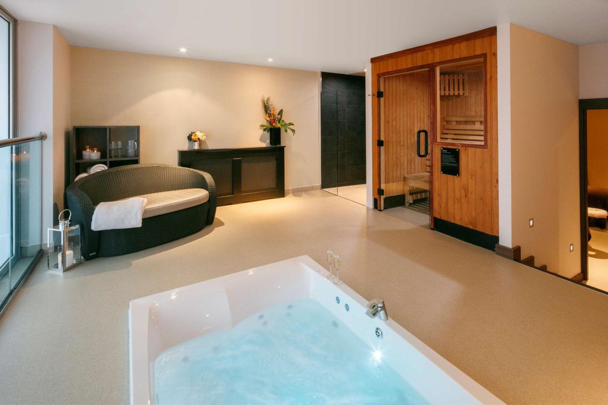 Hotel Doubletree By Hilton Chester